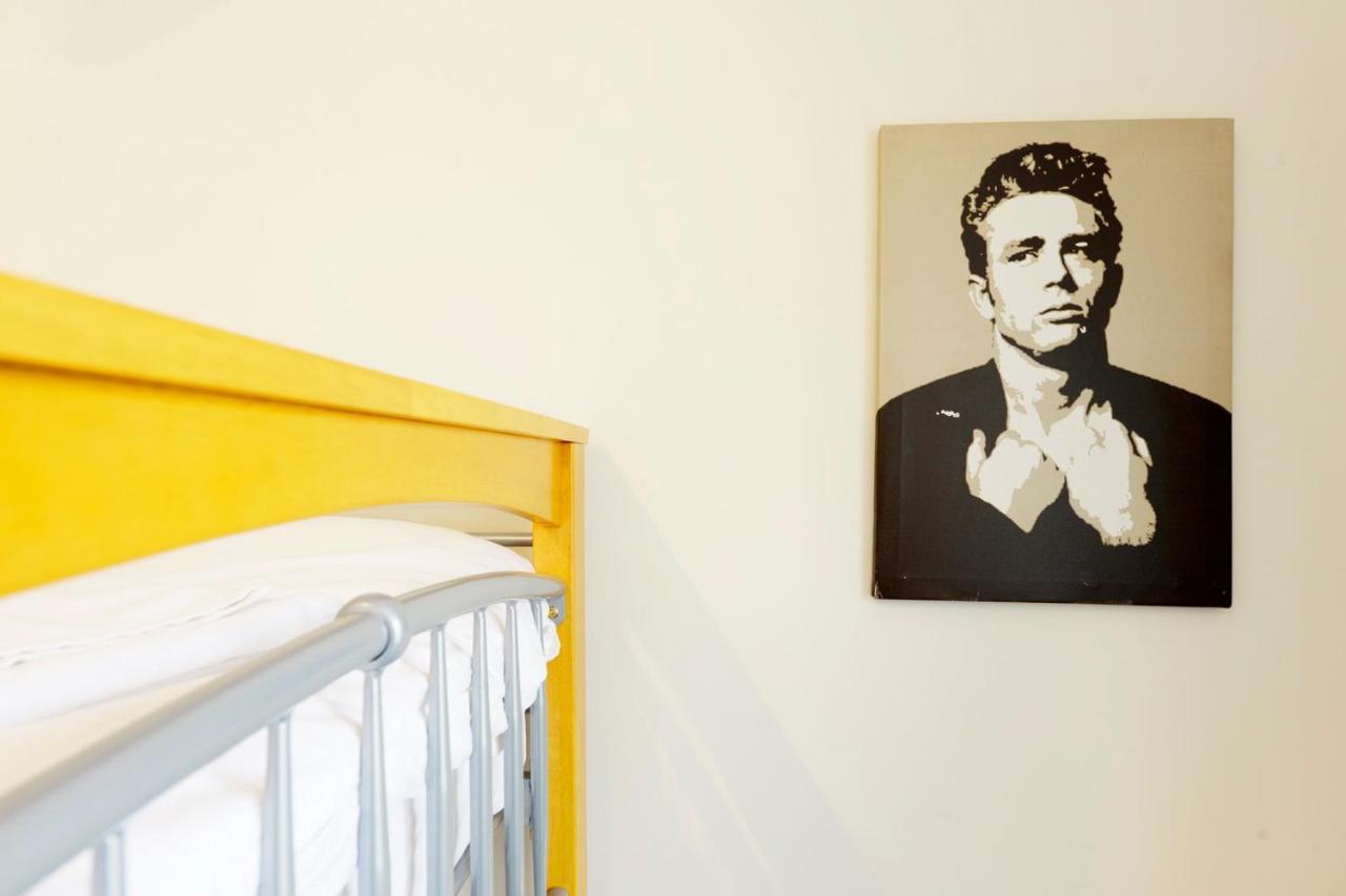 Southsea Rocks Hotel ポーツマス エクステリア 写真